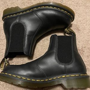 Dr marten Chelsea boots